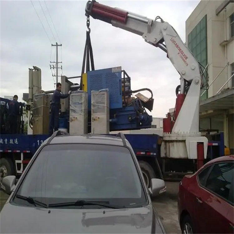 石碌镇吊车救援小汽车怎么吊